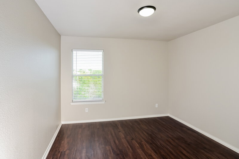 2,470/Mo, 15447 Grosbeak Pass San Antonio, TX 78253 Bedroom View 3