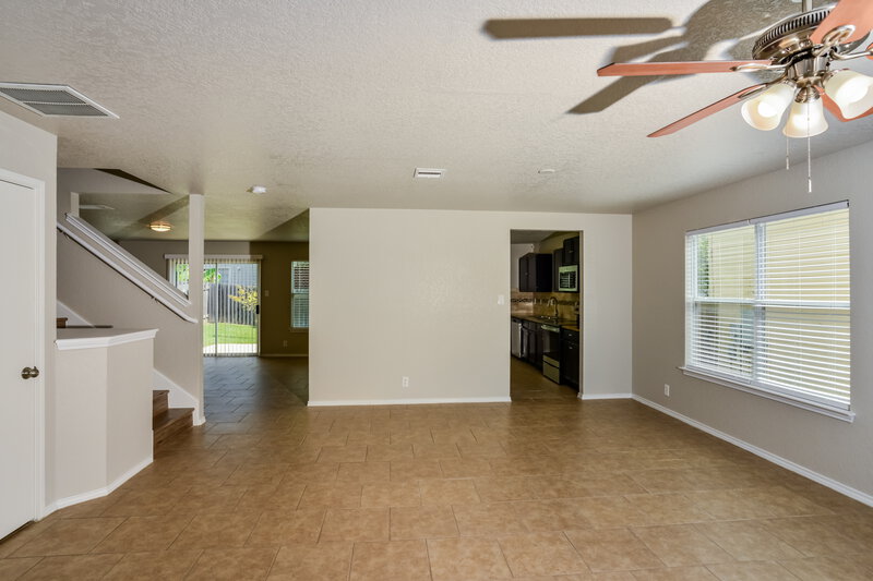 1,695/Mo, 8014 Icicle Trl San Antonio, TX 78254 Living Room View