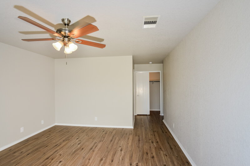 1,695/Mo, 8014 Icicle Trl San Antonio, TX 78254 Main Bedroom View 2