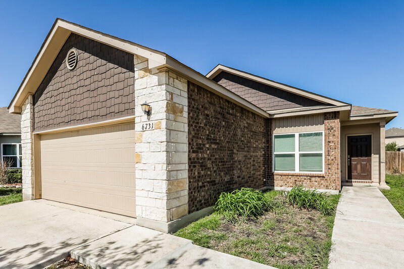 1,595/Mo, 6731 Terra Ark Vw Converse, TX 78109 Front View