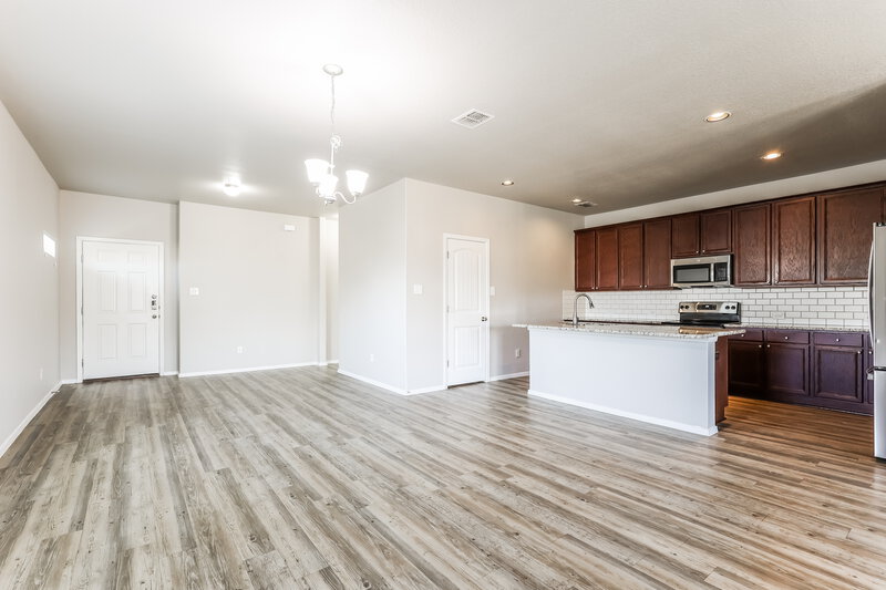 1,595/Mo, 6731 Terra Ark Vw Converse, TX 78109 Dining Room View