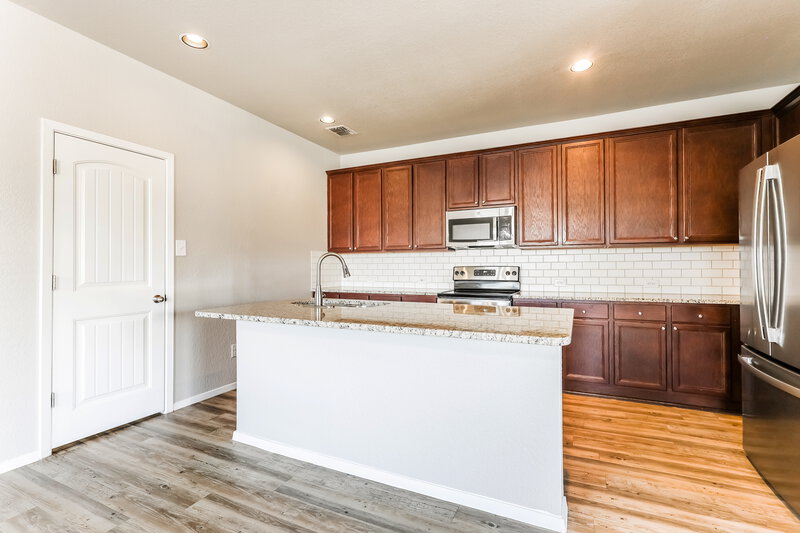 1,595/Mo, 6731 Terra Ark Vw Converse, TX 78109 Kitchen View