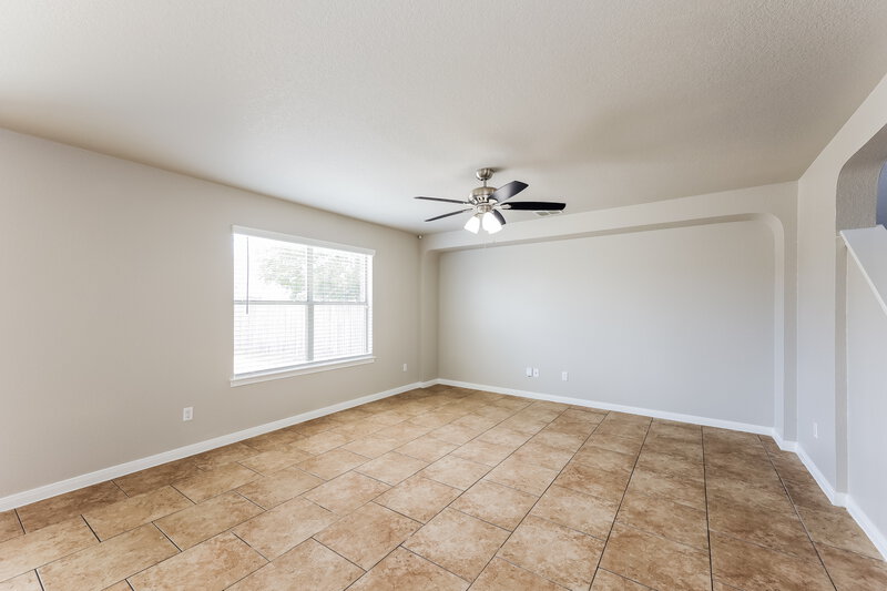 1,835/Mo, 13419 Solar Crst San Antonio, TX 78245 Living Room View 2