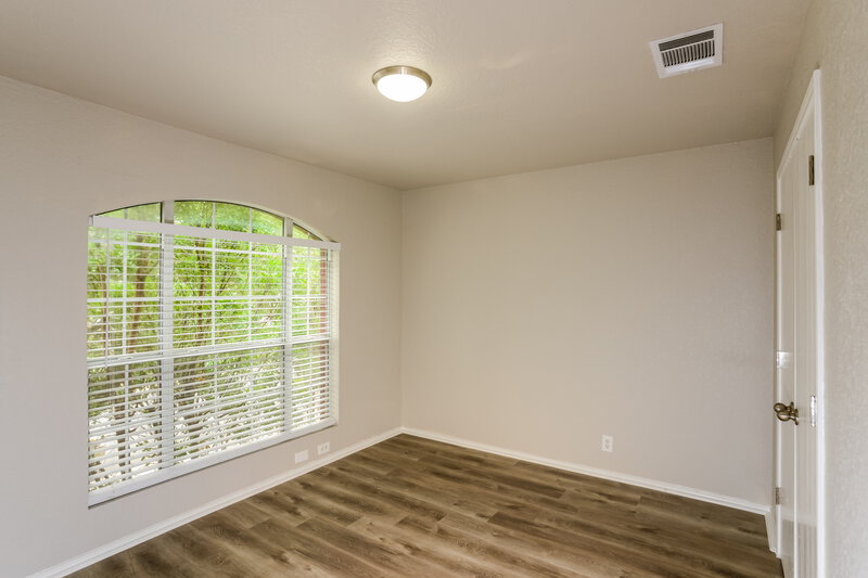 1,855/Mo, 9127 Timber Rnch San Antonio, TX 78250 Bedroom View 2