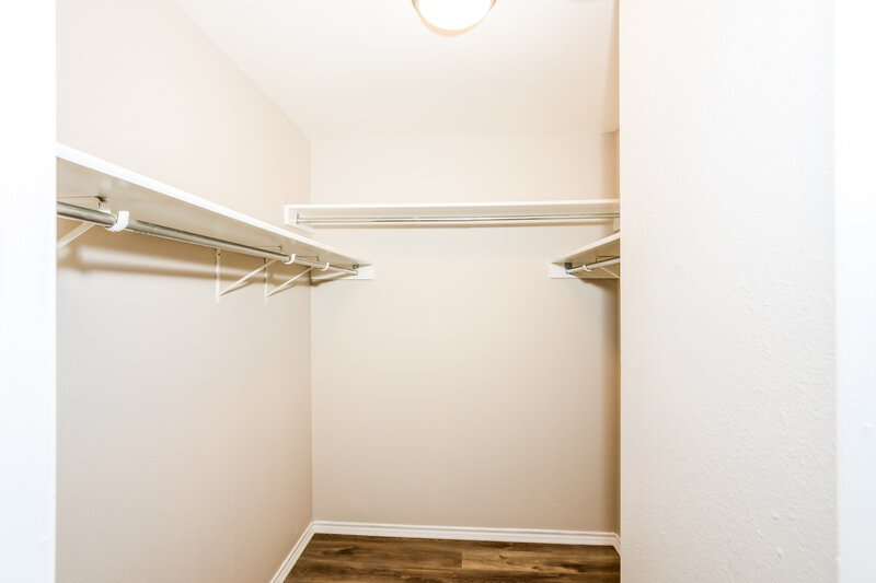 1,755/Mo, 12503 Persimmon Fall San Antonio, TX 78249 Amenities View