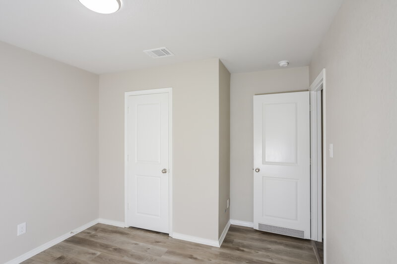 1,495/Mo, 3919 Josephs Run Converse, TX 78109 Bedroom View 2