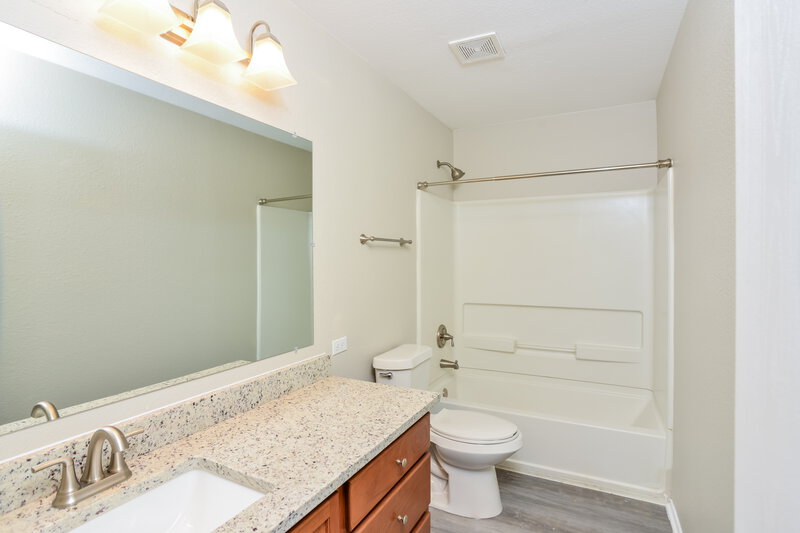 2,105/Mo, 8439 Silver Brush San Antonio, TX 78254 Bathroom View