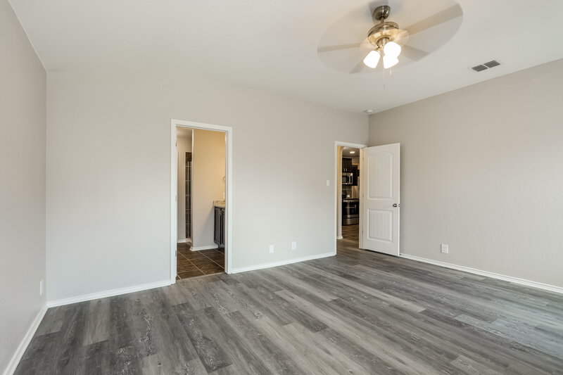 2,170/Mo, 8903 Bowen Br San Antonio, TX 78254 Main Bedroom View