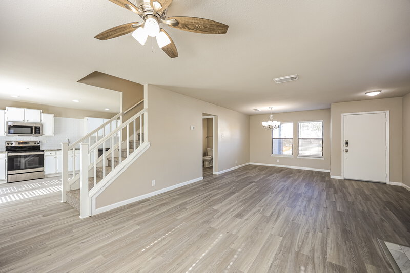 1,700/Mo, 10478 Tippecanoe San Antonio, TX 78245 Living Room View 2