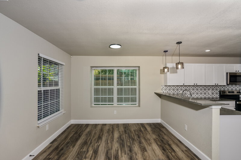 2,080/Mo, 7310 Oswego Dr San Antonio, TX 78250 Dining Room View