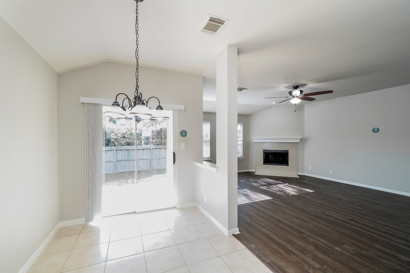 2,175/Mo, 182 Laceleaf Ln Cibolo, TX 78108 Breakfast Nook View