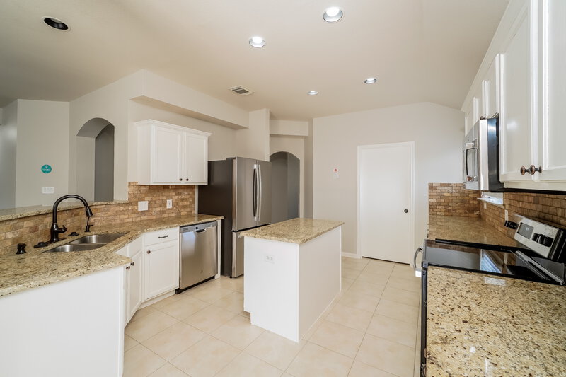 2,175/Mo, 182 Laceleaf Ln Cibolo, TX 78108 Kitchen View