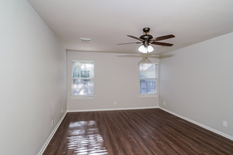 2,175/Mo, 182 Laceleaf Ln Cibolo, TX 78108 Main Bedroom View