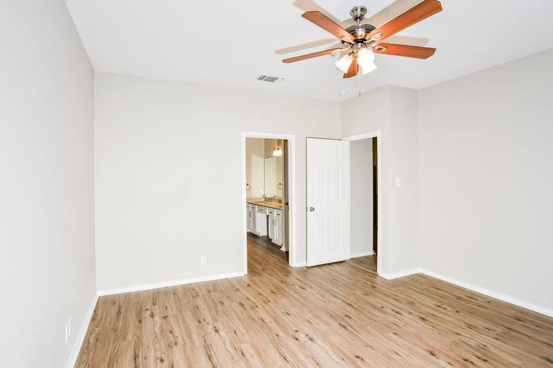 2,430/Mo, 11810 Wheathill San Antonio, TX 78253 Main Bedroom View