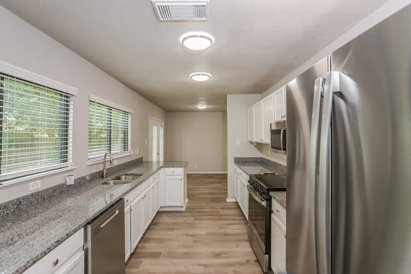 2,400/Mo, 12011 Diamond Run Helotes, TX 78023 Kitchen View