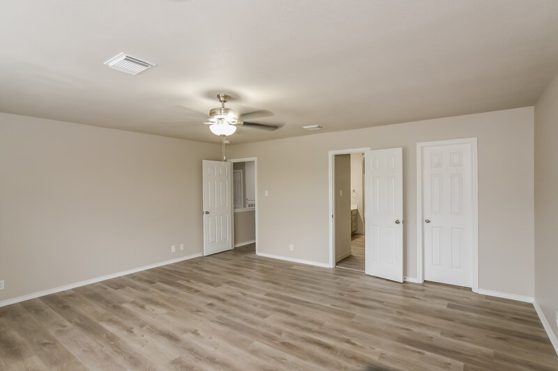 2,400/Mo, 12011 Diamond Run Helotes, TX 78023 Main Bedroom View