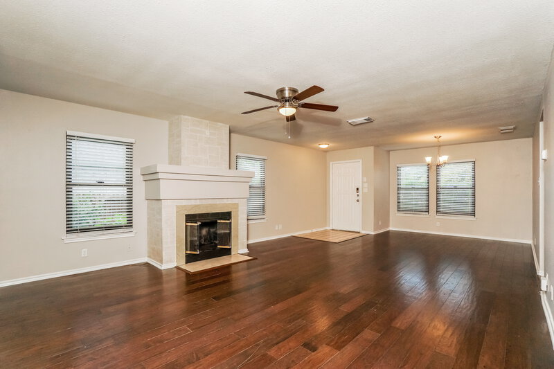 1,750/Mo, 8943 Rue de Lis San Antonio, TX 78250 Living Room View 2
