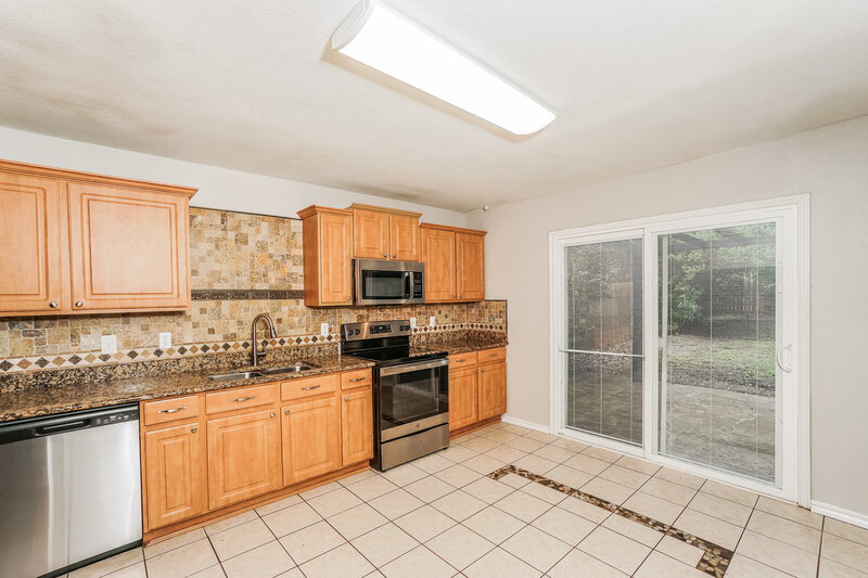 1,750/Mo, 8943 Rue de Lis San Antonio, TX 78250 Kitchen View 2