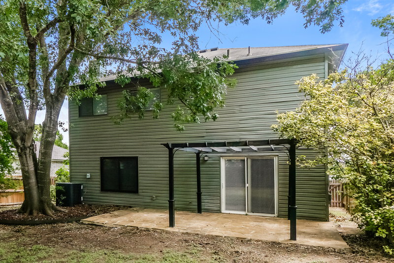 1,750/Mo, 8943 Rue de Lis San Antonio, TX 78250 Rear View