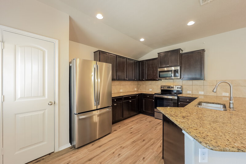 1,795/Mo, 7015 Pandora Way San Antonio, TX 78252 Kitchen View 2
