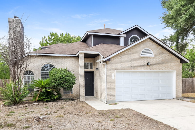 2,410/Mo, 15315 Spring Cv San Antonio, TX 78247 Front View
