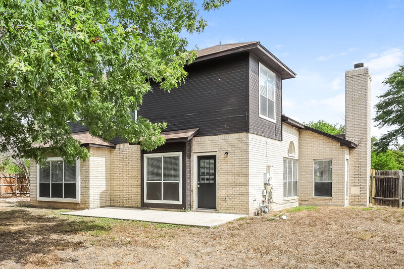 2,410/Mo, 15315 Spring Cv San Antonio, TX 78247 Rear View 2