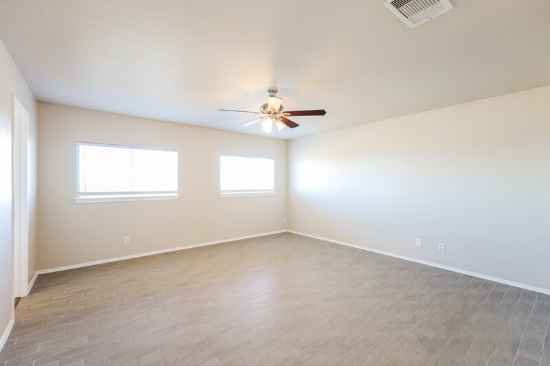 1,480/Mo, 6206 Kensinger Pass Converse, TX 78109 Main Bedroom View