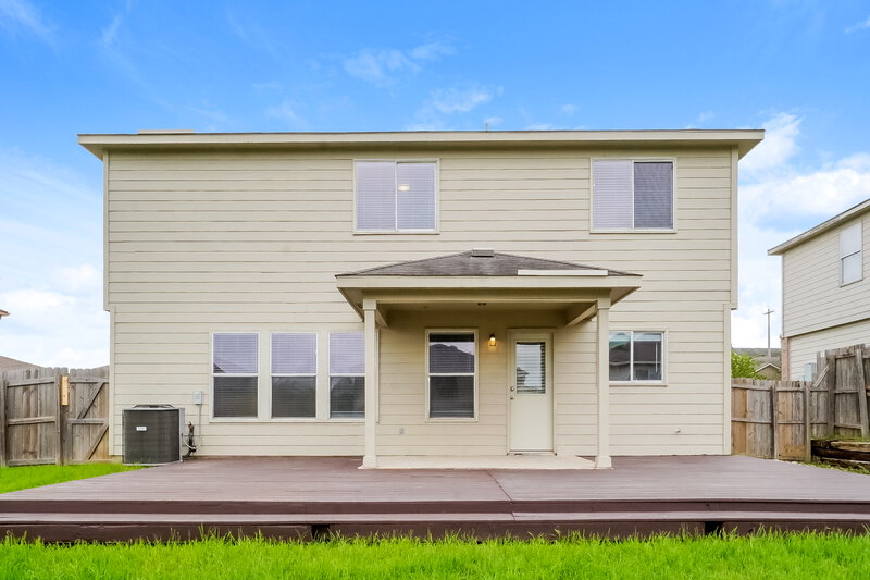 2,110/Mo, 228 Weeping Willow Cibolo, TX 78108 Rear View