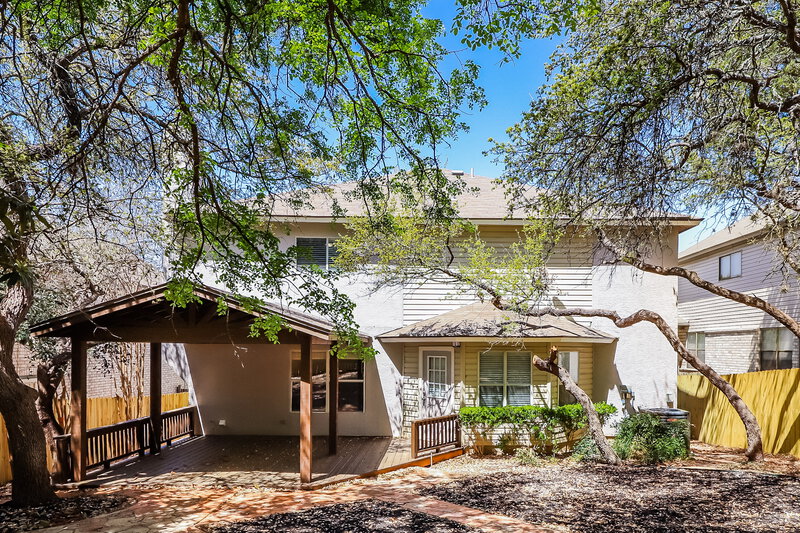 3,120/Mo, 4826 Encanto Creek Dr San Antonio, TX 78247 Rear View