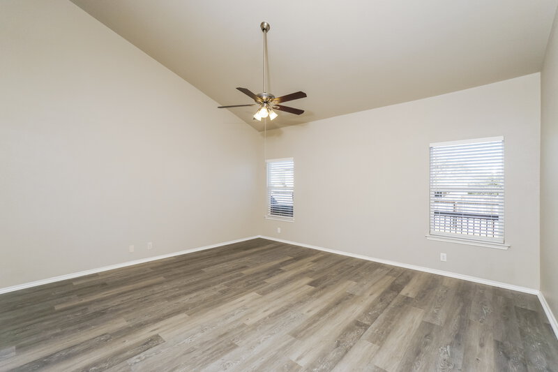 1,740/Mo, 110 Golden Wren San Antonio, TX 78253 Main Bedroom View 2