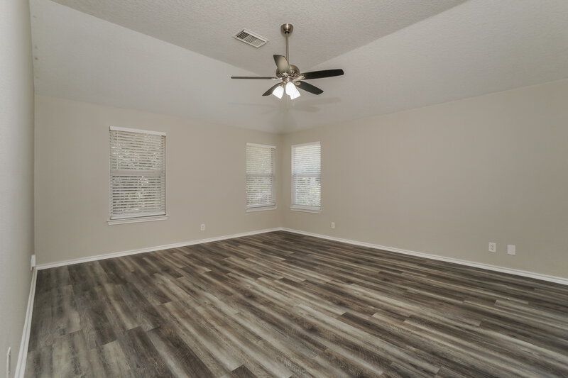 2,085/Mo, 204 Nandina Ct Cibolo, TX 78108 Main Bedroom View