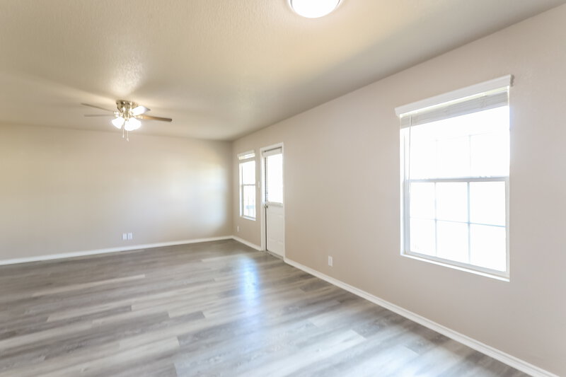 1,710/Mo, 11511 Oaks Hike San Antonio, TX 78245 Dining Room View