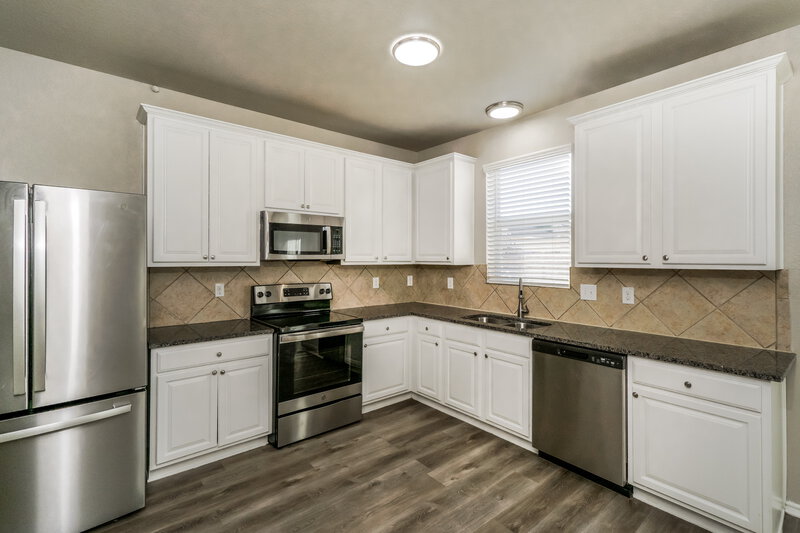 1,750/Mo, 11118 Geneva Frd San Antonio, TX 78254 Kitchen View
