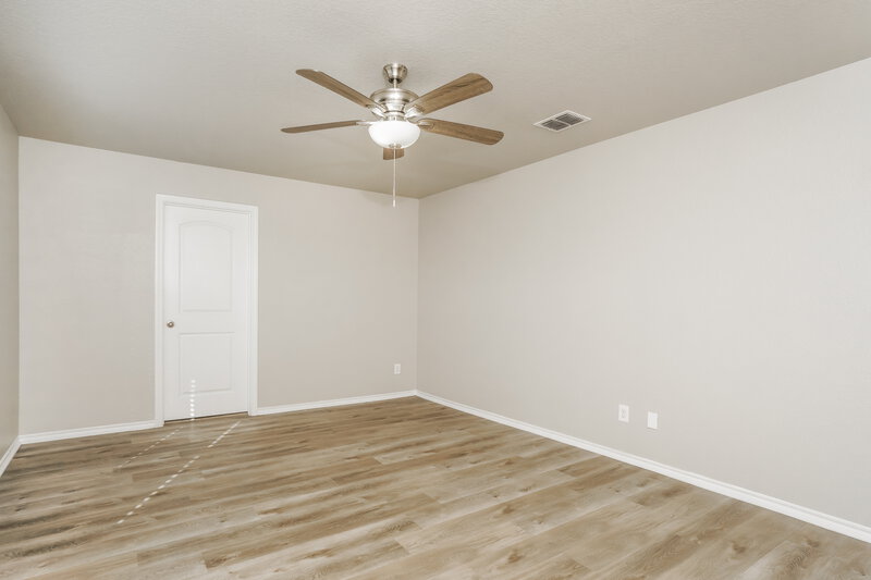 1,750/Mo, 11118 Geneva Frd San Antonio, TX 78254 Main Bedroom View
