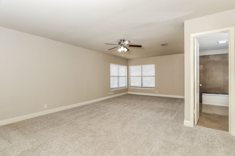 2,075/Mo, 3506 McCormick St San Antonio, TX 78247 Main Bedroom View