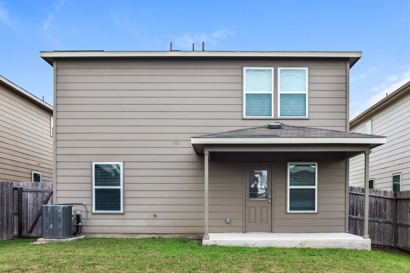 1,830/Mo, 10215 Castello Cyn San Antonio, TX 78254 Rear View
