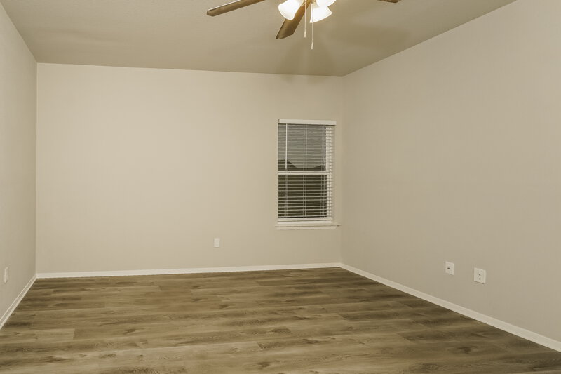 1,665/Mo, 2410 Rainbow Basin Converse, TX 78109 Main Bedroom View 2
