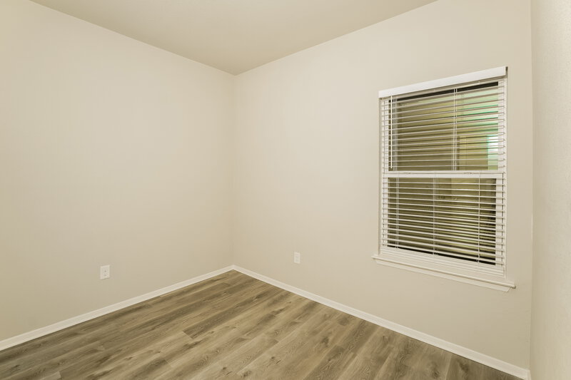1,665/Mo, 2410 Rainbow Basin Converse, TX 78109 Bedroom View 2