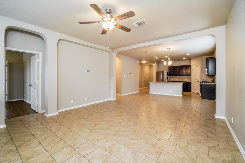 2,060/Mo, 541 Pearl Chase Cibolo, TX 78108 Living Room View 2