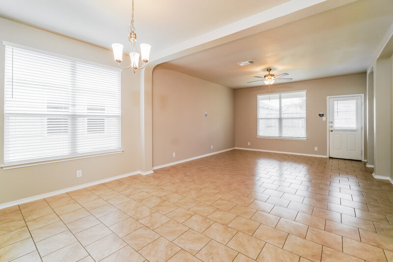 2,060/Mo, 541 Pearl Chase Cibolo, TX 78108 Dining Room View