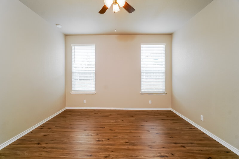 2,060/Mo, 541 Pearl Chase Cibolo, TX 78108 Main Bedroom View