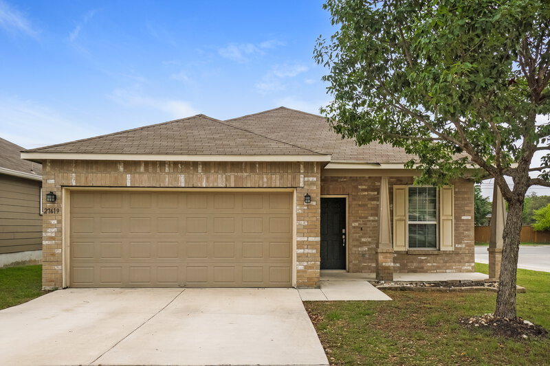 1,950/Mo, 27619 Lasso Bnd San Antonio, TX 78260 External View
