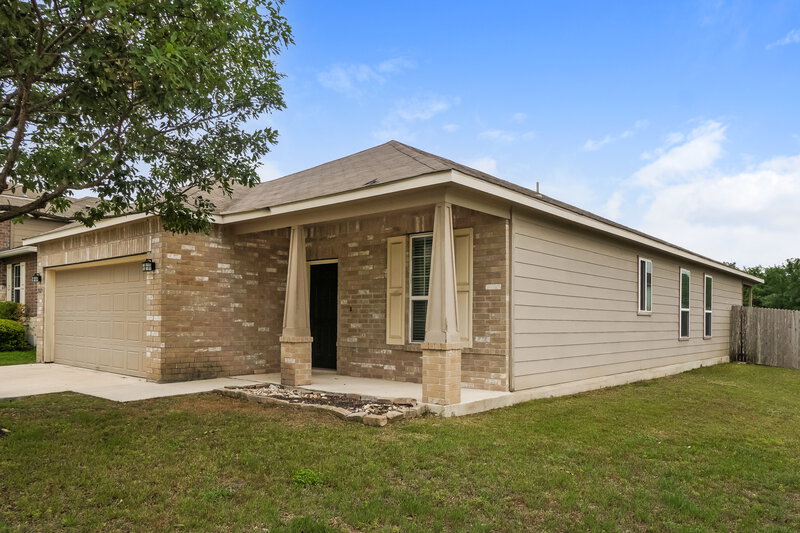 1,950/Mo, 27619 Lasso Bnd San Antonio, TX 78260 Front View