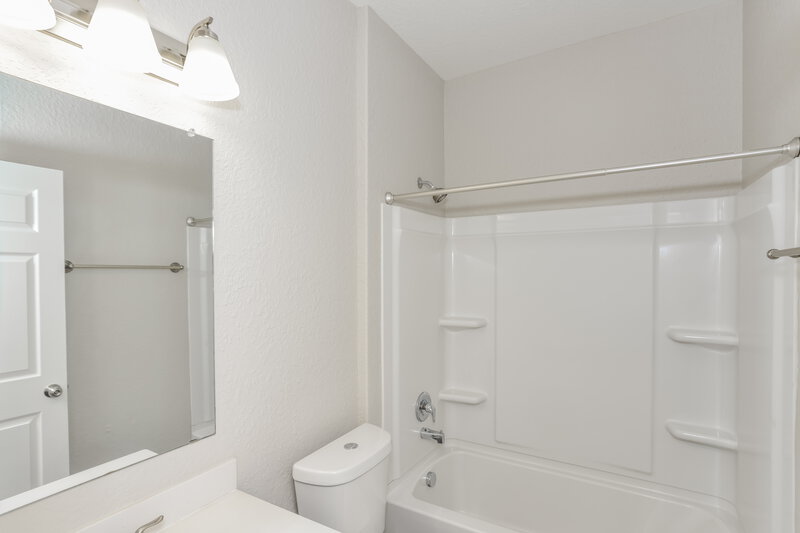 1,920/Mo, 27619 Lasso Bnd San Antonio, TX 78260 Bathroom View 2