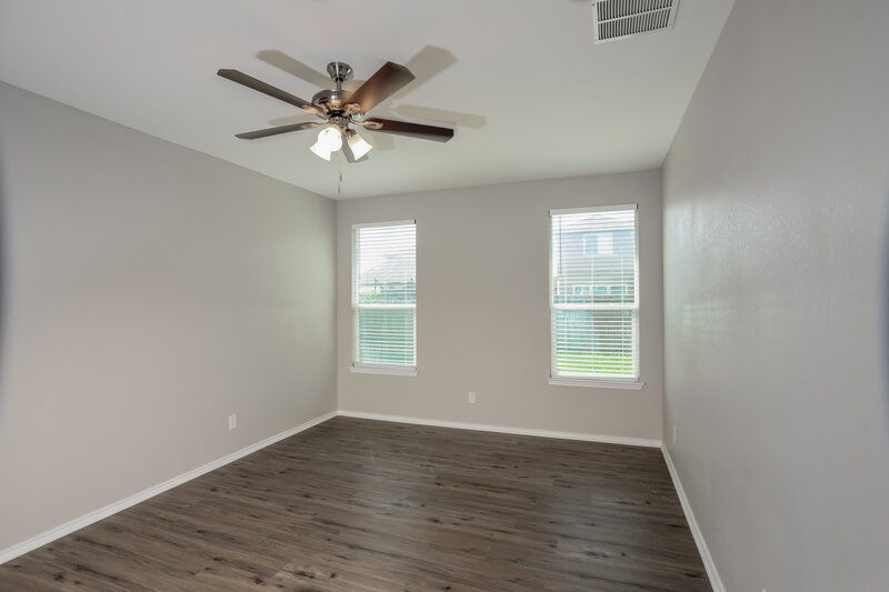 2,120/Mo, 13322 Frio Parke San Antonio, TX 78254 Main Bedroom View