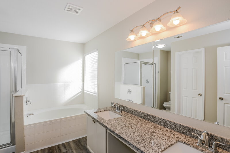 2,290/Mo, 3329 Whisper Manor Schertz, TX 78108 Main Bathroom View