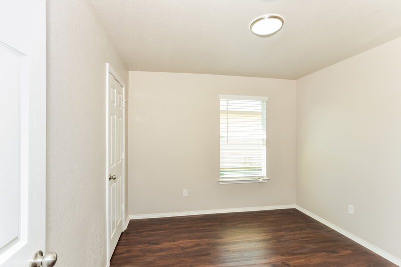 1,710/Mo, 10722 Rimfire Run Ln San Antonio, TX 78245 Bedroom View 3