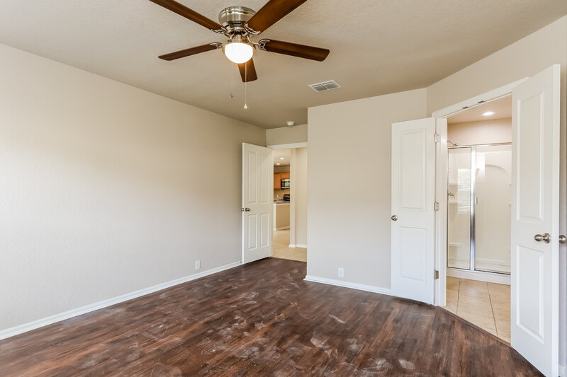 1,675/Mo, 3434 Maguey Trl San Antonio, TX 78245 Main Bedroom View