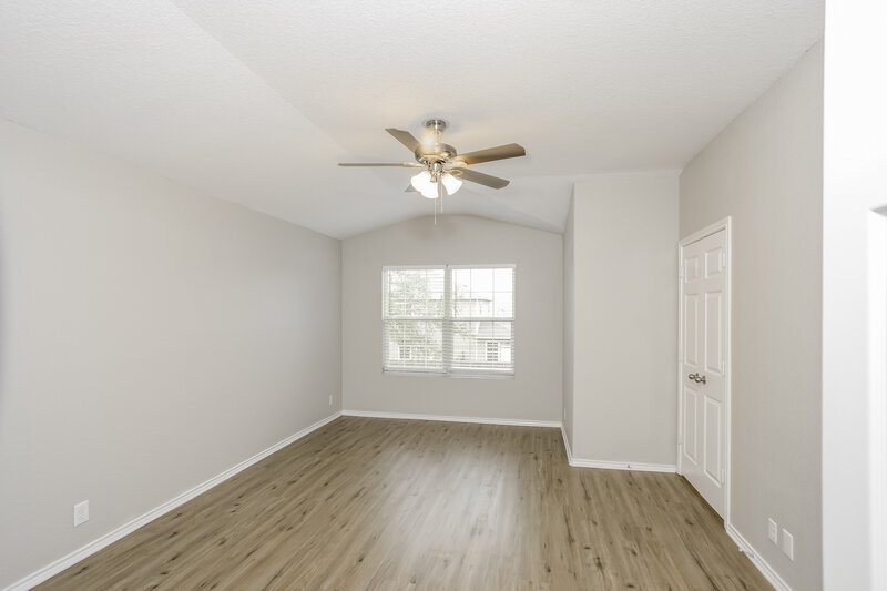 1,840/Mo, 11210 Bold Forbes San Antonio, TX 78245 Main Bedroom View
