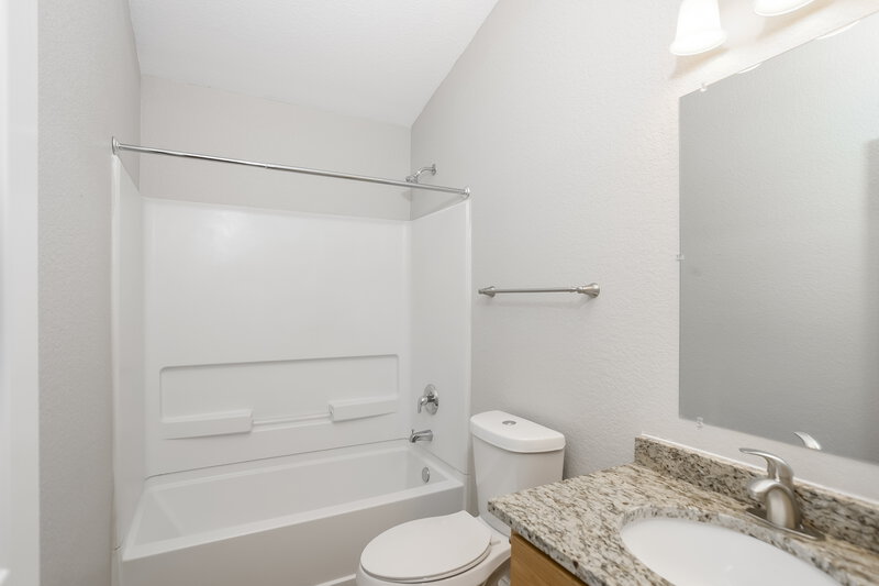 1,840/Mo, 11210 Bold Forbes San Antonio, TX 78245 Bathroom View